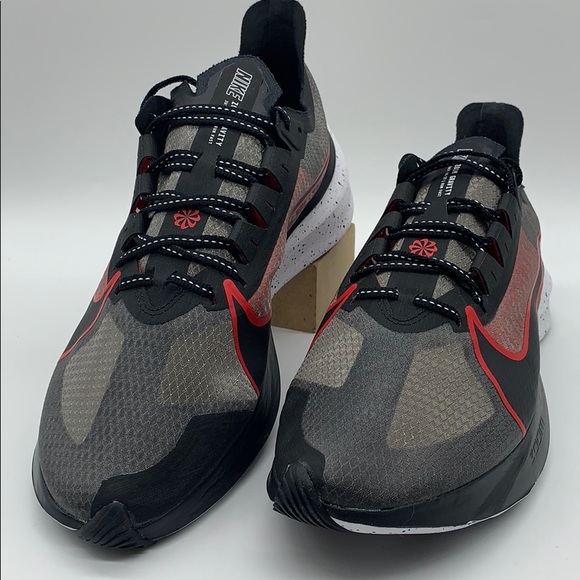 NIKE ZOOM GRAVITY black/university red-white - Picture 13 of 16